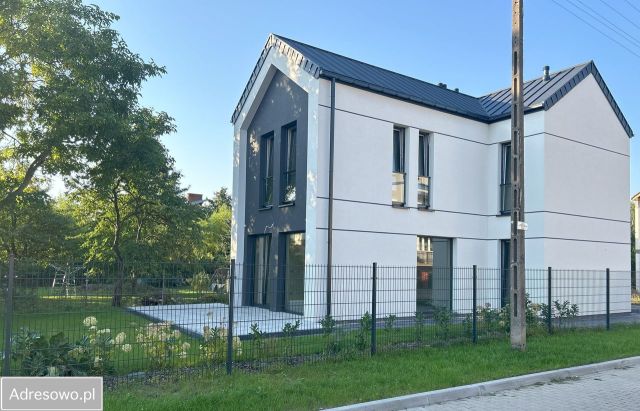 dom wolnostojący, 5 pokoi Siedlce, ul. Murarska. Zdjęcie 1