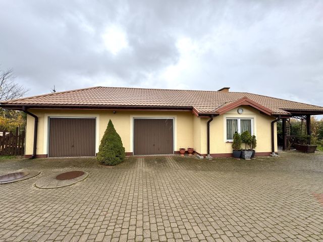 dom wolnostojący, 4 pokoje Sedranki. Zdjęcie 5