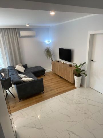 Mieszkanie 3-pokojowe Białystok Bacieczki, ul. Stanisława Mikołajczyka. Zdjęcie 1