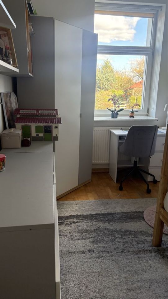 Mieszkanie 3-pokojowe Gościno. Zdjęcie 4