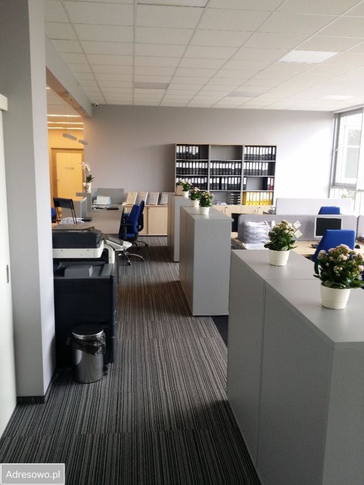 Biuro Wrocław Klecina, ul. Wałbrzyska. Zdjęcie 5