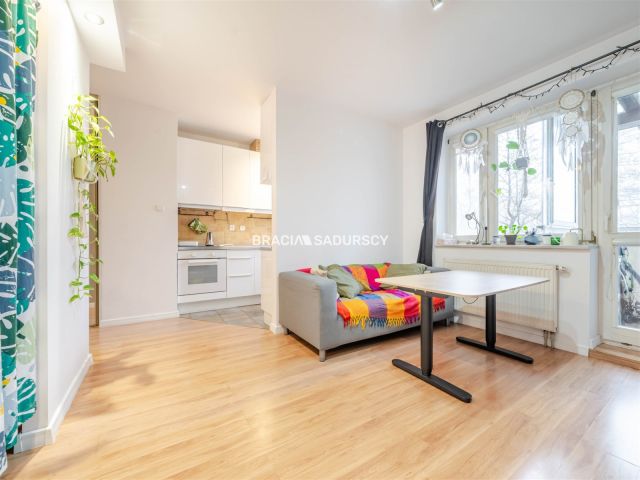 Mieszkanie 2-pokojowe Kraków Dębniki, ul. Chmieleniec. Zdjęcie 2