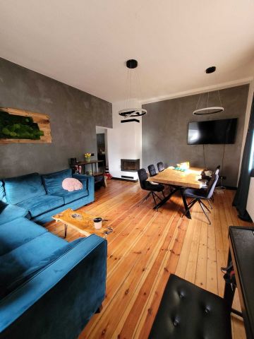 Mieszkanie 3-pokojowe Gliwice Śródmieście, ul. Wandy. Zdjęcie 1