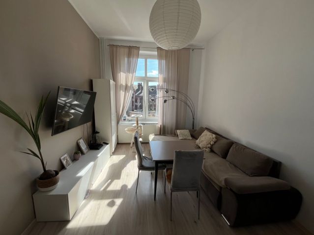 Mieszkanie 2-pokojowe Szczecin Centrum, pl. Lotników. Zdjęcie 1