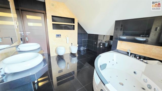 dom wolnostojący, 5 pokoi Kielanówka. Zdjęcie 12