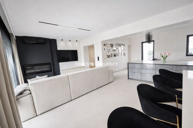 dom wolnostojący, 5 pokoi Niepołomice, ul. Stefana Roweckiego. Zdjęcie 28