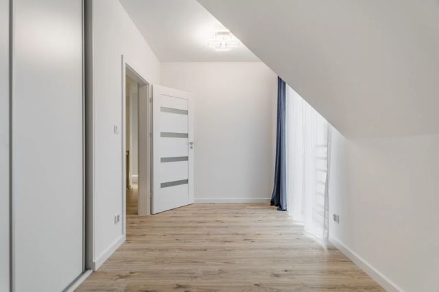 inny, 4 pokoje Szczecin Wielgowo, ul. Złoty Brzeg. Zdjęcie 1