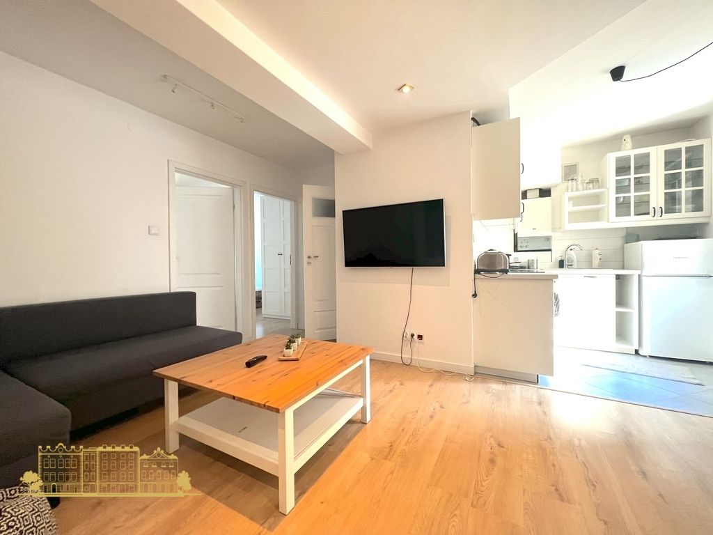 Mieszkanie 3-pokojowe Kraków, ul. gen. Józefa Dwernickiego. Zdjęcie 1