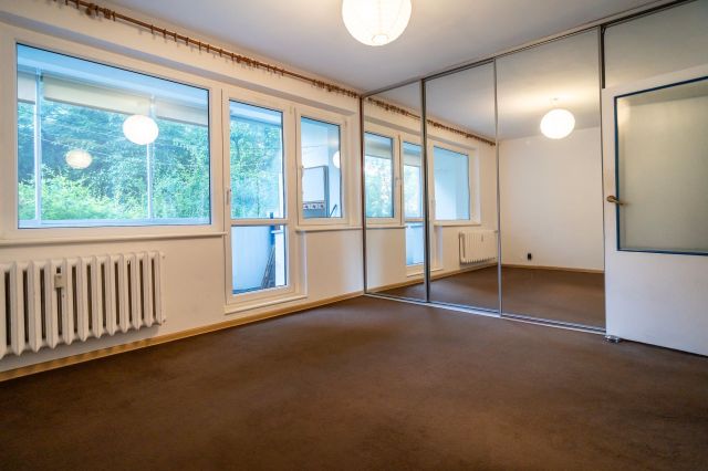 Mieszkanie 4-pokojowe Łódź Retkinia, ul. Olimpijska. Zdjęcie 1