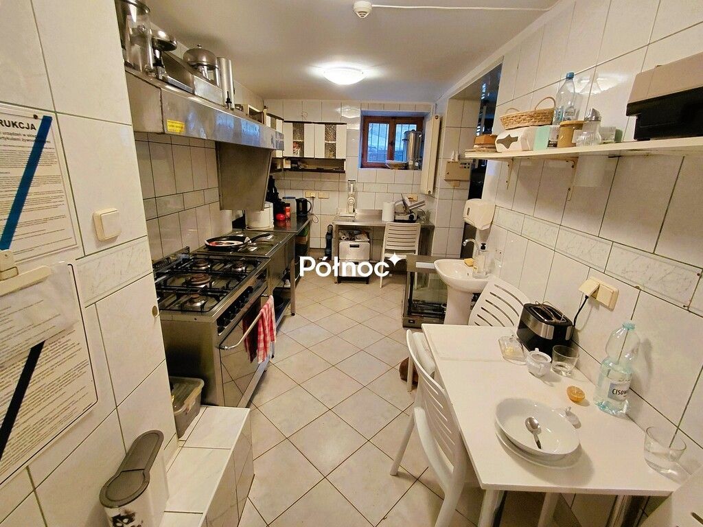 Hotel/pensjonat Karpacz, ul. Konstytucji 3 Maja. Zdjęcie 13