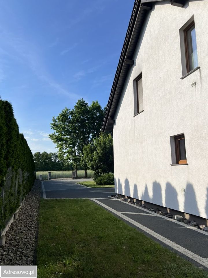 dom wolnostojący, 5 pokoi Cicha Góra. Zdjęcie 4