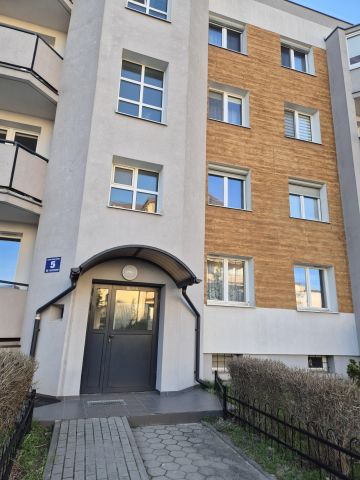 Mieszkanie 3-pokojowe Płock Podolszyce, ul. Armii Krajowej. Zdjęcie 1