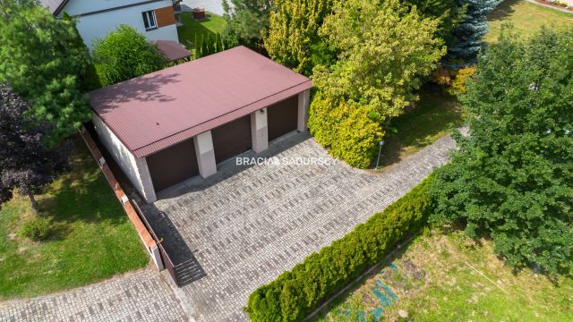 dom wolnostojący, 8 pokoi Jadowniki, ul. Sportowa. Zdjęcie 12