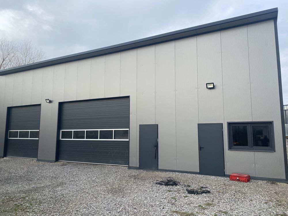 Poslovni prostor, 220 m²
