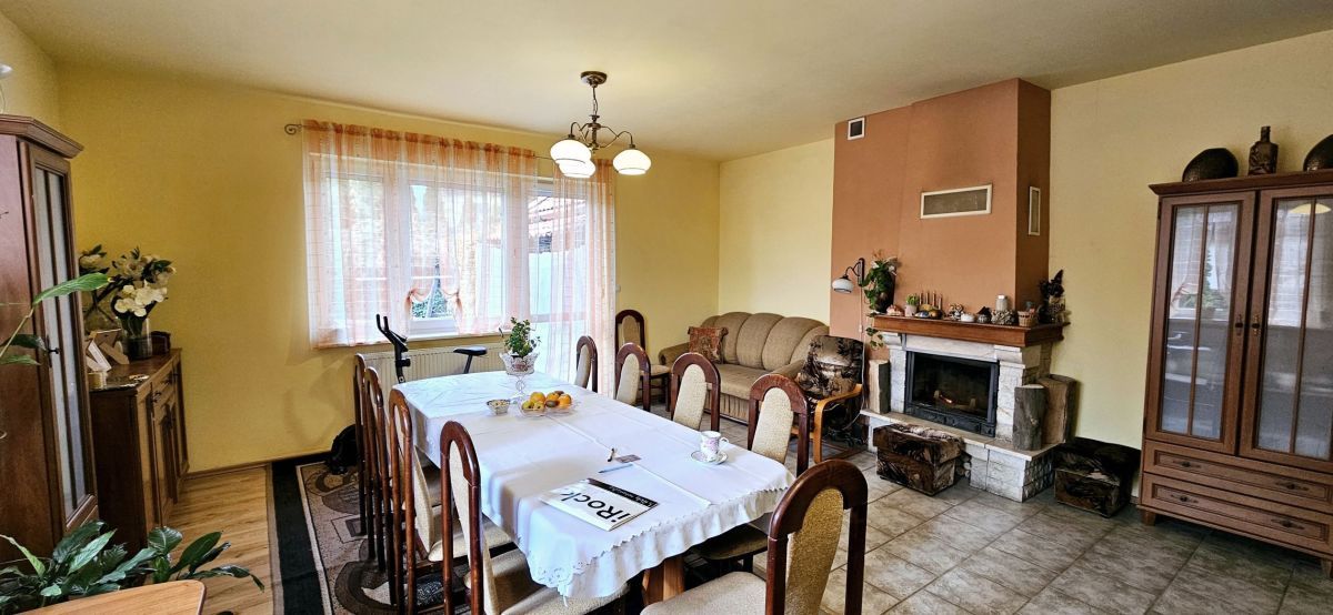 dom wolnostojący, 5 pokoi Kiełczów. Zdjęcie 3