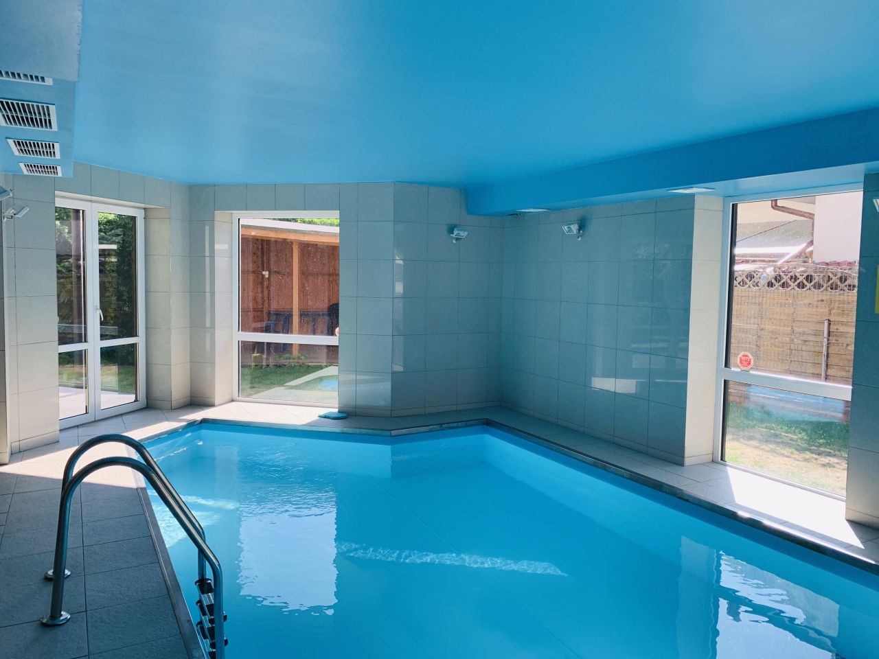 Lokal Ustronie Morskie, ul. Bolesława Chrobrego. Zdjęcie 6