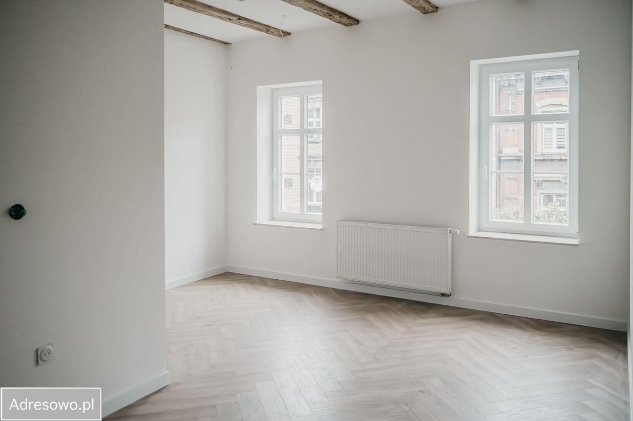Mieszkanie 3-pokojowe Bytom Śródmieście, ul. Jana Smolenia. Zdjęcie 4