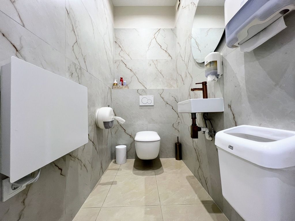 Lokal Rzeszów, ul. Staroniwska. Zdjęcie 10