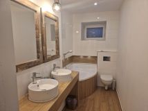 Mieszkanie 3-pokojowe Jelenia Góra, al. Wojska Polskiego. Zdjęcie 4