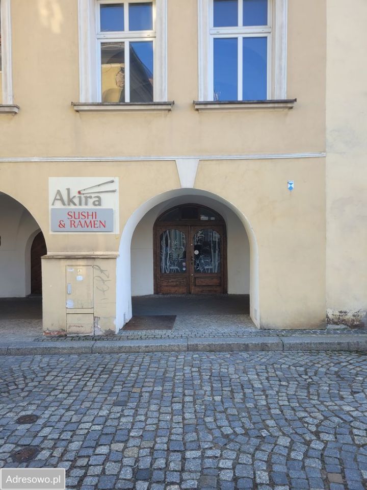 Lokal Tarnowskie Góry, ul. Rynek. Zdjęcie 1