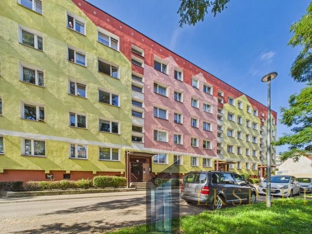 Mieszkanie 4-pokojowe Białogard, ul. Władysława Sikorskiego. Zdjęcie 1