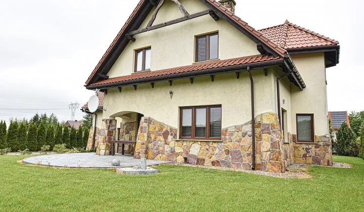 dom wolnostojący, 5 pokoi Lublin Biskupie, ul. Turystyczna