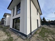 bliźniak, 5 pokoi Janki, ul. Poniatowskiego. Zdjęcie 1