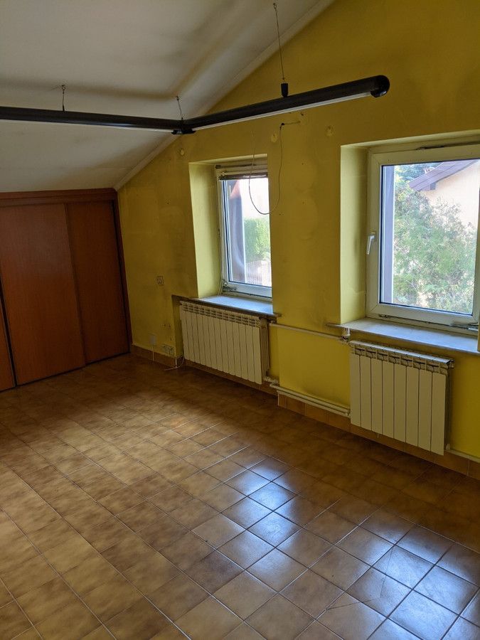 dom szeregowy, 6 pokoi Częstochowa Tysiąclecie, ul. Obrońców Poczty Gdańskiej. Zdjęcie 3