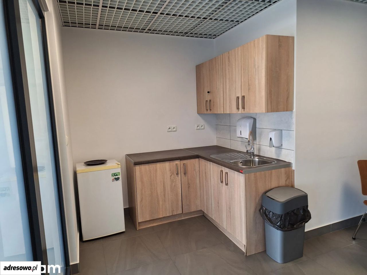 Hala/magazyn Katowice os. Witosa, ul. Żeliwna. Zdjęcie 7