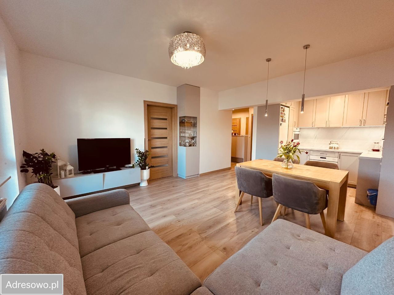 Mieszkanie 4-pokojowe Radom, ul. Warsztatowa. Zdjęcie 8