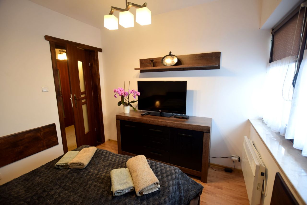 Mieszkanie 3-pokojowe Białka Tatrzańska, ul. Środkowa. Zdjęcie 8