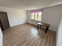 Mieszkanie 4-pokojowe Oleśnica, ul. Ptasia. Zdjęcie 4