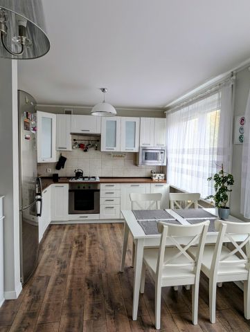 Mieszkanie 3-pokojowe Częstochowa Centrum, ul. Jasnogórska. Zdjęcie 1