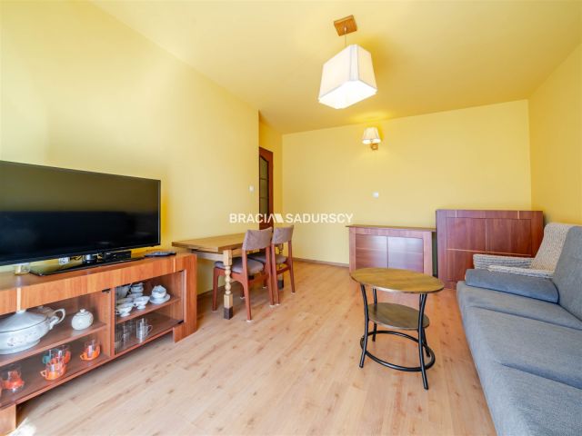 Mieszkanie 3-pokojowe Kraków Dębniki, ul. Czerwone Maki. Zdjęcie 2