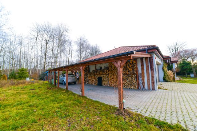 dom wolnostojący, 4 pokoje Prażmów. Zdjęcie 16