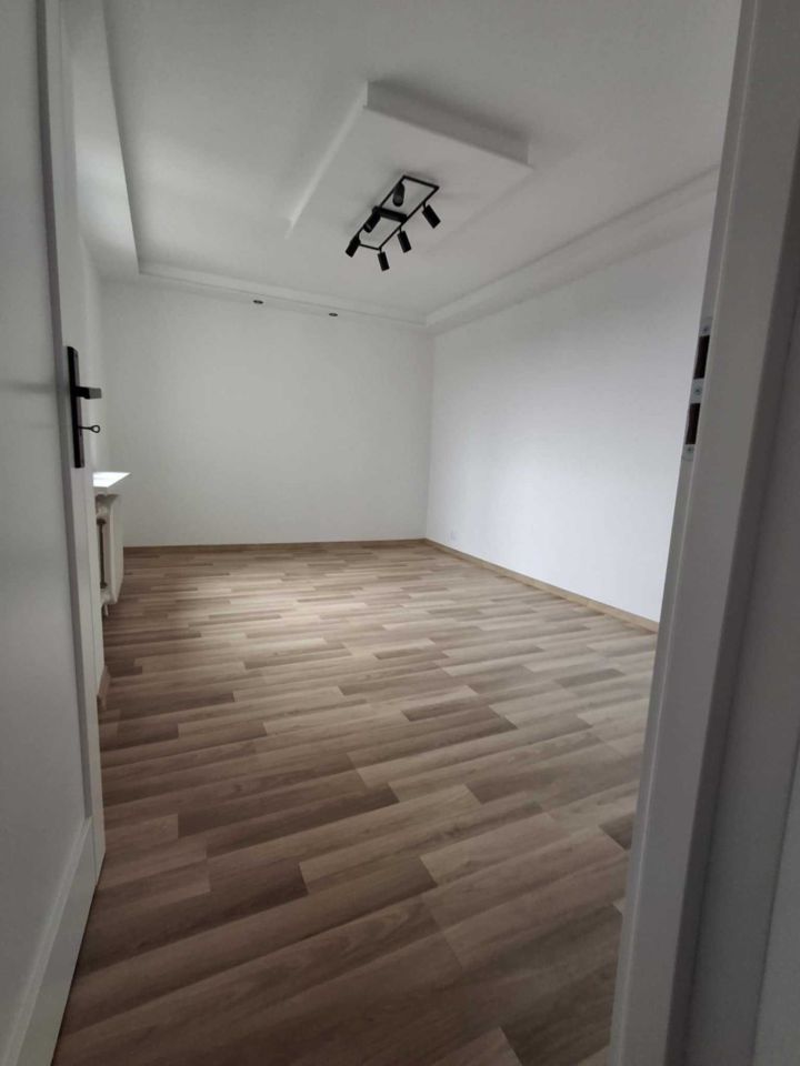 Mieszkanie 3-pokojowe Myszków, ul. Sikorskiego. Zdjęcie 2