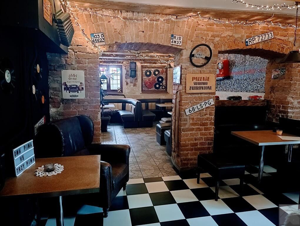 Nieruchomość komercyjna Przemyśl, pl. Plac Konstytucji 3 Maja. Zdjęcie 3