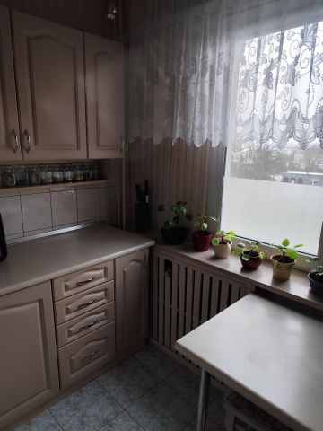 Mieszkanie 3-pokojowe Kutno, ul. Marii Skłodowskiej-Curie. Zdjęcie 7