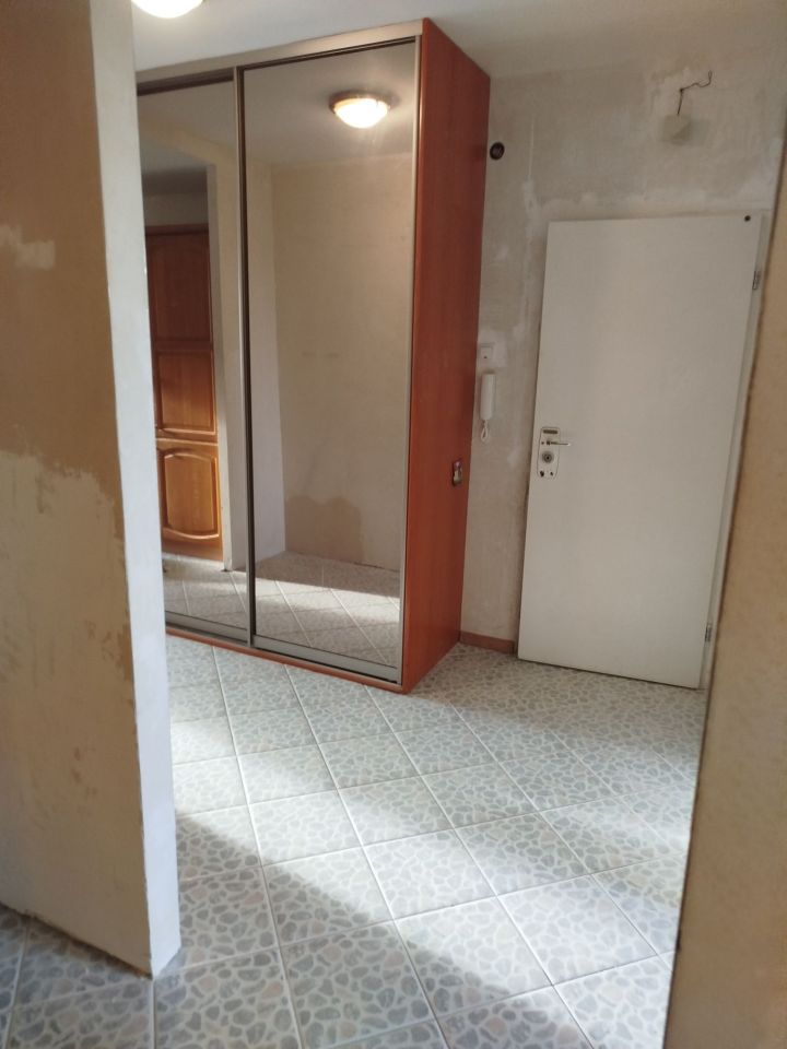 Mieszkanie 3-pokojowe Gdynia Karwiny. Zdjęcie 4