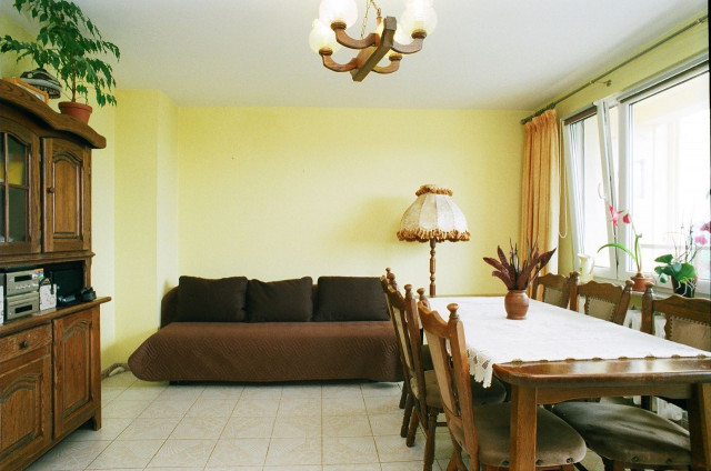 Mieszkanie 4-pokojowe Jelcz-Laskowice. Zdjęcie 1