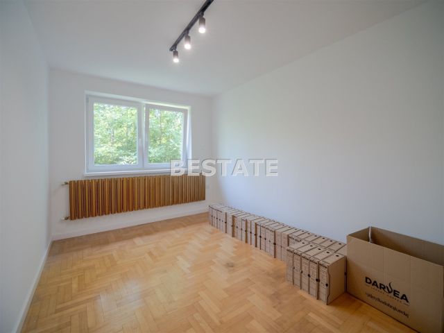 dom wolnostojący, 5 pokoi Tarnów, ul. Klikowska. Zdjęcie 2