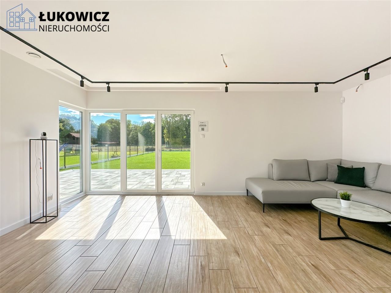dom wolnostojący, 4 pokoje Pisarzowice. Zdjęcie 5