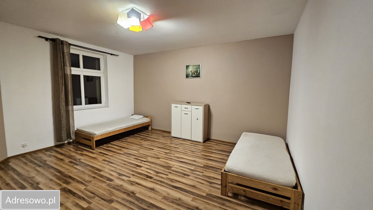 Mieszkanie 3-pokojowe Bytom Śródmieście, ul. marsz. Józefa Piłsudskiego. Zdjęcie 5