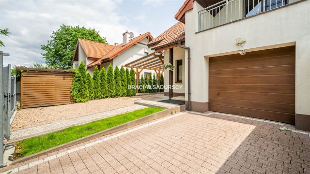 bliźniak, 4 pokoje Śledziejowice. Zdjęcie 26