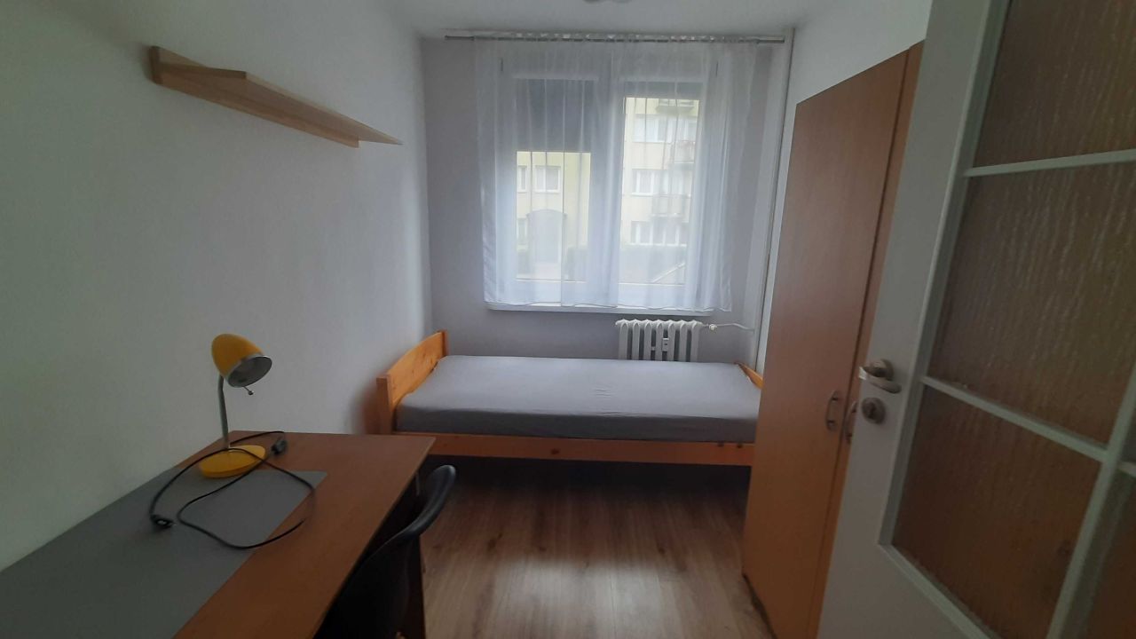 Mieszkanie 3-pokojowe Toruń, ul. Jurija Gagarina. Zdjęcie 3