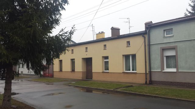 dom szeregowy, 2 pokoje Łódź Widzew, ul. Stefana Batorego. Zdjęcie 1
