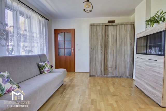 siedlisko, 4 pokoje Masuny. Zdjęcie 11