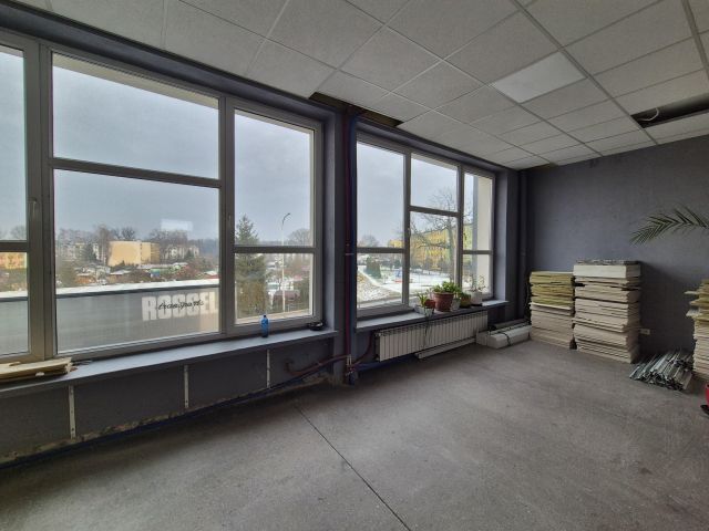 Lokal Chełmek, ul. Krakowska. Zdjęcie 11