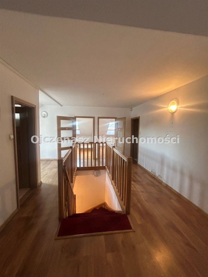 dom wolnostojący, 12 pokoi Ciele. Zdjęcie 13