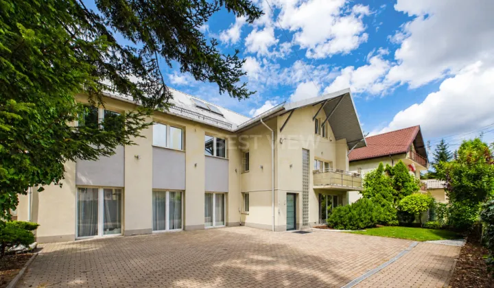 dom wolnostojący, 8 pokoi Warszawa Ursus, ul. Słupska